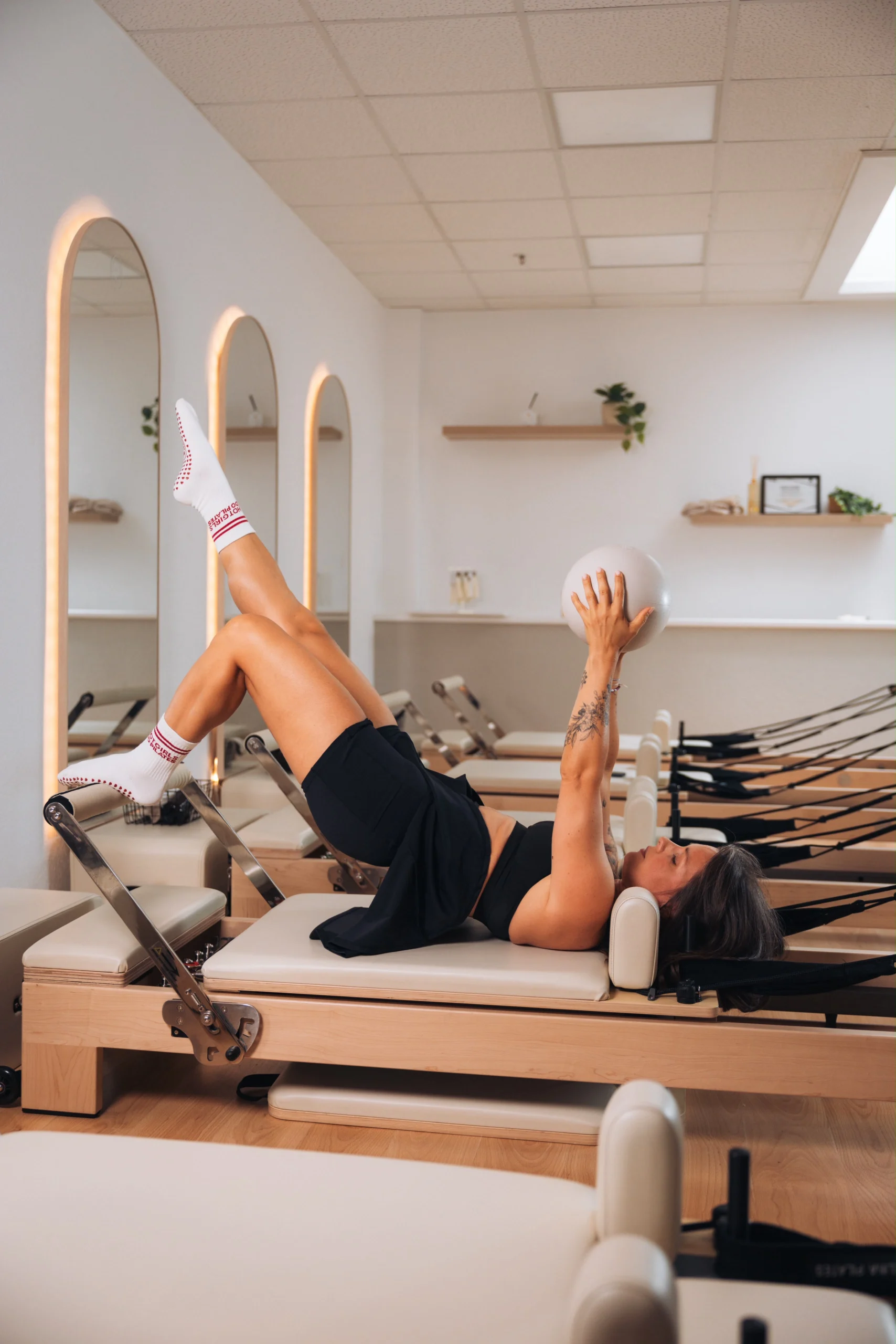 Exercice pilates balle